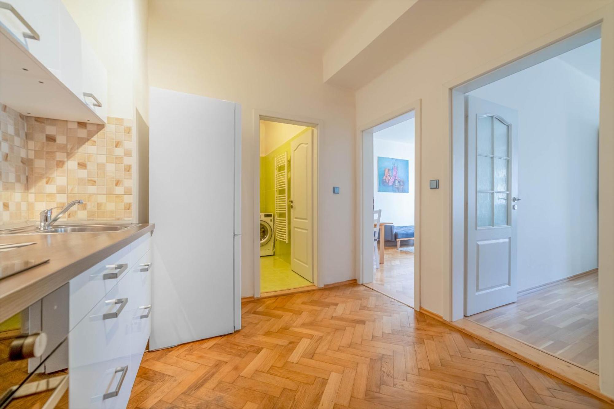 Appartamento Spacious Central Budget-friendly By Rentez Praga