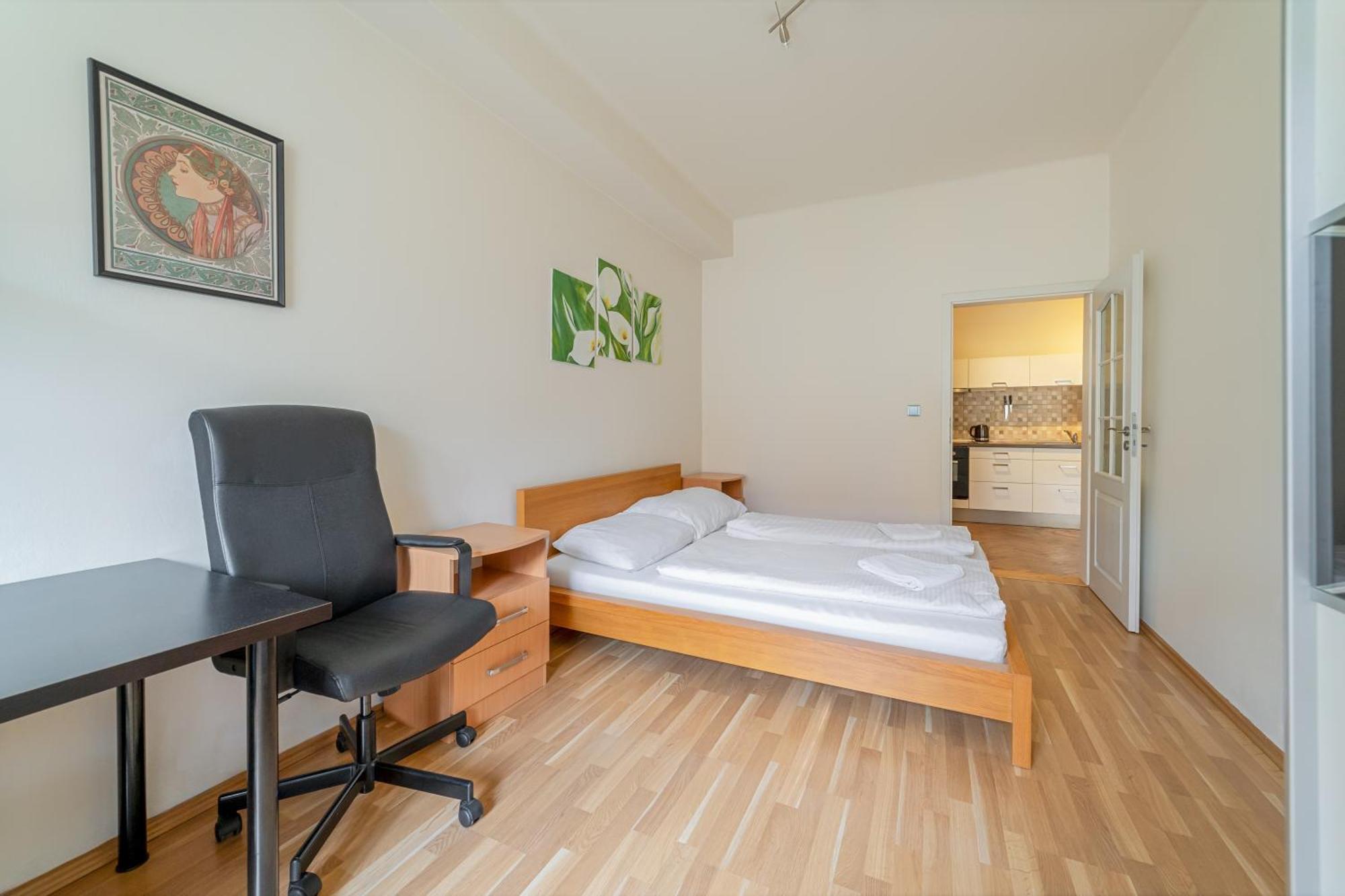 Appartamento Spacious Central Budget-friendly By Rentez
